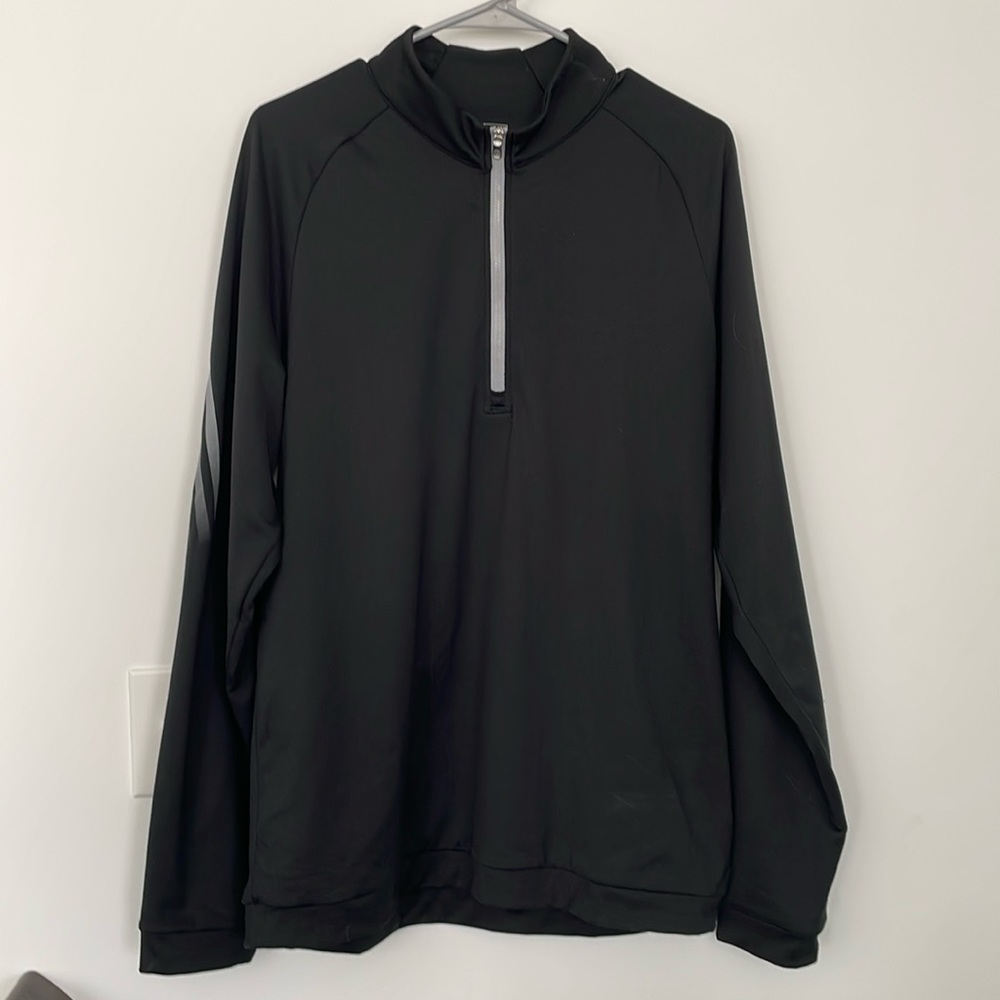 Adidas Men’s 1/2 zip athletic pullover - Size Medium
